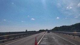 Движение по мосту через Молому полностью перекроют до конца сентября