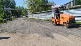 В Нововятске после обращения к депутату Никулину отсыпали дорогу во дворах