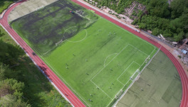 Кировчане обнаружили дефекты на новом покрытии стадиона «Трудовые резервы»