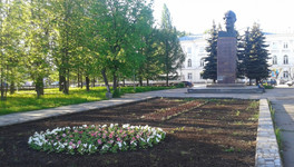 В Кирове благоустроят сквер на площади ХХ партсъезда