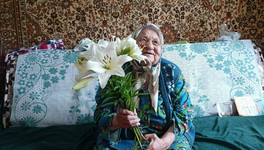 В Гирсово поздравили с 95-летием Веру Лукину - старейшую жительницу поселения