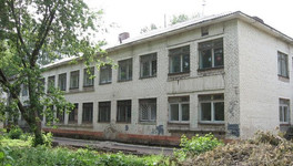 Директор частной школы в Кирове отказалась вернуть здание детскому саду