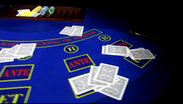 Кировские полицейские накрыли подпольный покерный клуб на Пристанской