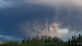 В Кировской области сфотографировали редкие вымеобразные облака