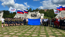Кировская область примет участие во всероссийской акции ко Дню флага