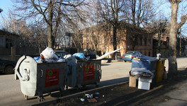 Медведев подписал постановление о тарифах на обращение с мусором. Снизится ли плата в Кировской области?