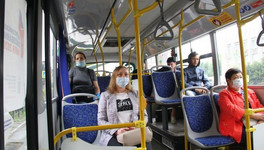Антисептики и обработка салонов автобусов: как в общественном транспорте соблюдают профилактику заболеваемости коронавирусом