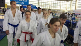 Рукопашники Кировской области привезли 6 медалей с Первенства России
