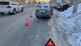 На Октябрьском проспекте автомобиль сбил женщину