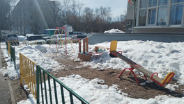 В Госдуме предложили ставить камеры на детских площадках