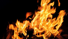При пожаре в пристрое нежилого дома в Нововятске погиб мужчина