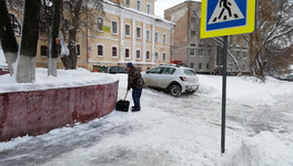 Почему тротуары в Кирове так плохо чистят от снега?