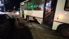 18-летний пассажир легковушки получил травмы в аварии с автобусом