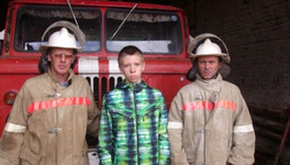 Девятиклассник спас из огня маленьких детей