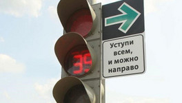 В Кирове демонтировали знаки «Уступи всем, и можно направо»