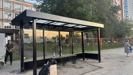 В Кирове ставят новые остановочные павильоны