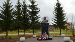 В яранском селе обновили памятник герою войны и отремонтировали дорогу