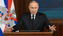 Владимир Путин подписал закон о конфискации имущества за фейки об армии