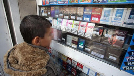 В Кировской области у школы незаконно продавали сигареты