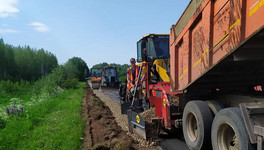 В Шабалинском районе заканчивают ремонтировать объездную дорогу