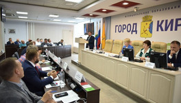 Нестыковки в опросах, обвинения в уничтожении «советского». Депутаты гордумы высказались о переименовании двух площадей в Кирове
