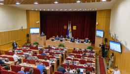 Отчёт правительства области, поправки в бюджет и новые почётные граждане. Главное с пленарки ОЗС