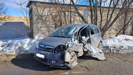 В Слободском в ДТП пострадали два подростка