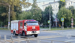 В Кирове и Оричах тушили ГАЗ и УАЗ