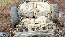 В Подосиновце водитель скрылся с места ДТП после опрокидывания автомобиля