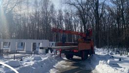 На Мезринском кладбище устанавливают свет