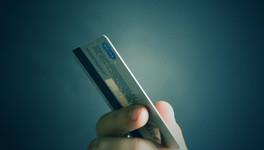 Мобильный вирус украл с банковской карты кировчанина 3 тысячи рублей