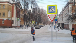 Глава администрации города Вячеслав Симаков проверил очистку улиц после снегопада