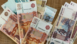 Мошенники пытались обмануть кировчанку на 900 тысяч рублей под видом замены домофона