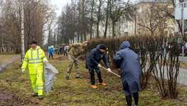 В Кирове прошёл субботник на месте будущей «Аллеи Славы»