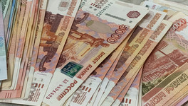 В Кирове кассир автосалона украла у работодателя 10,2 млн рублей