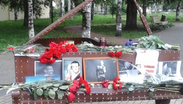 В Кирове в память о солисте легендарной группы Linkin Park устроили народный мемориал