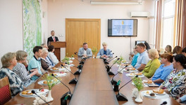 20 лучших работников Кирова занесены на городскую Доску почета