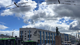 В Кирове устраняют последствия ракетного удара
