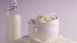 Молокосодержащие продукты запретили маскировать под молочные: что это значит?