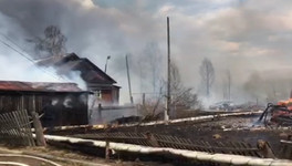 В Опаринском районе произошёл массовый пожар