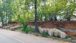 В Кирово-Чепецке начали ремонт подпорных стен