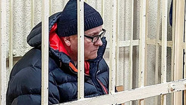 Отца девочки, стрелявшей в брянской гимназии, выпустили из СИЗО