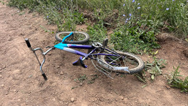 В Унинском районе водитель легковушки насмерть сбил 10-летнего велосипедиста