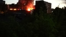 Ночью в Кирове горел жилой дом у Центрального рынка