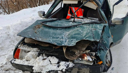 В Юрье столкнулись МАЗ и «восьмерка»: пострадали два человека