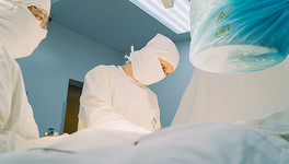 В кировском центре травматологии спасли пострадавшего в ДТП человека
