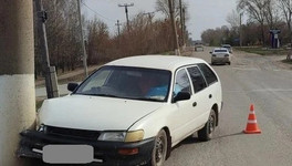 В Малмыже женщина «Тойота» врезалась в опору ЛЭП