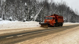 Дороги в Кировской области чистили от снега 316 единиц техники