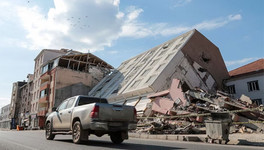 Нидерландский сейсмолог заявил, что в марте пройдут новые мощные землетрясения