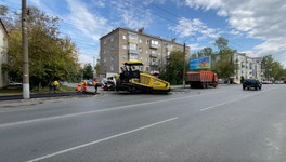Ремонт тротуаров на улице Ивана Попова завершат в сентябре